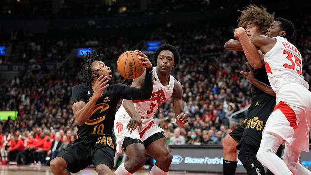 Garland-Toronto-Raptors-1